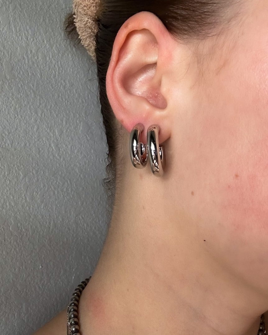 Libby 20mm Chunky Tube Hoops - Horseshoe J & Co.