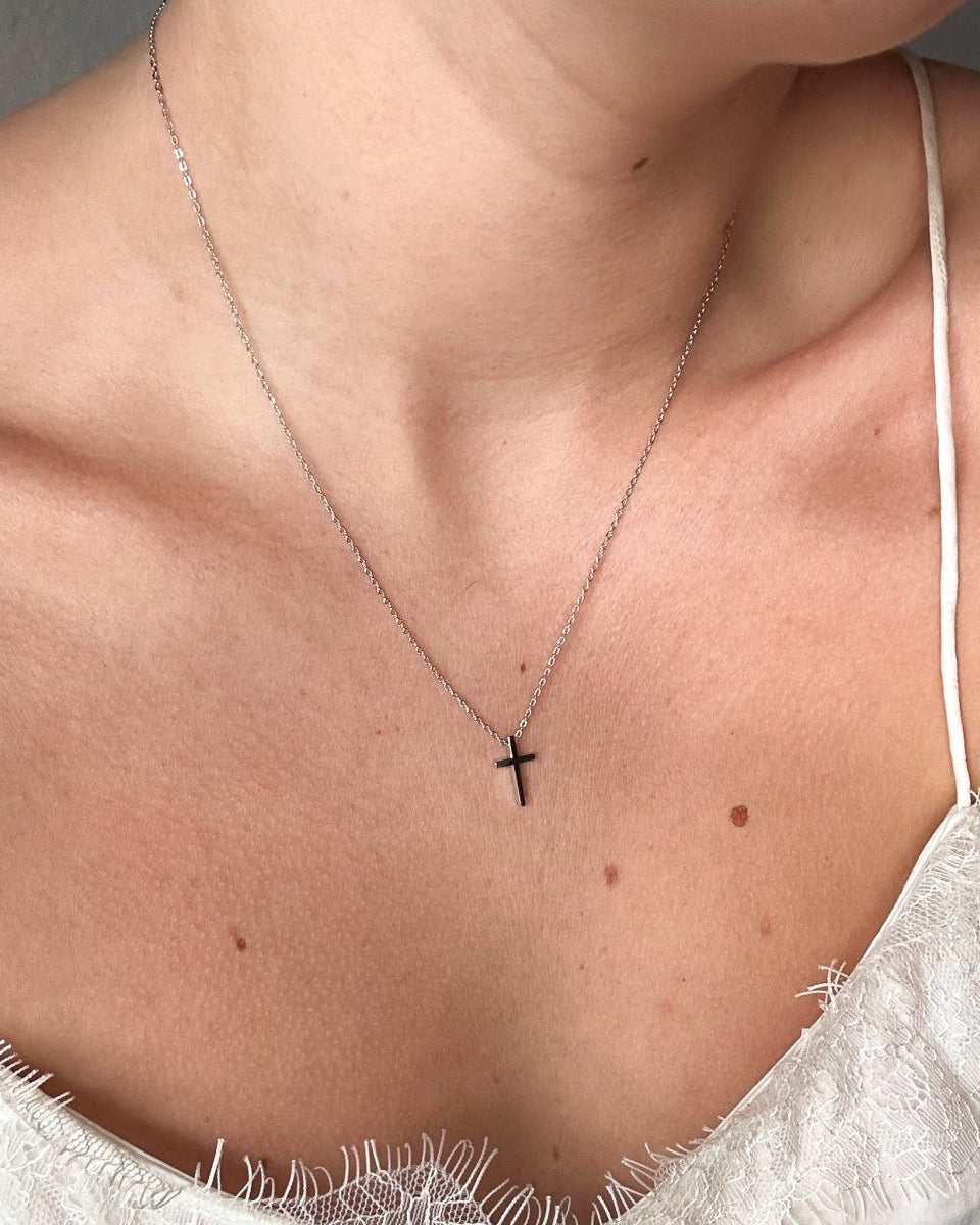 Mona Plain Cross Necklace - Horseshoe J & Co.