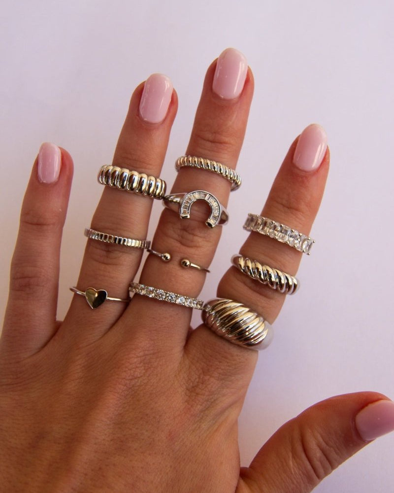 Noxon Ridged Ring - Horseshoe J & Co.
