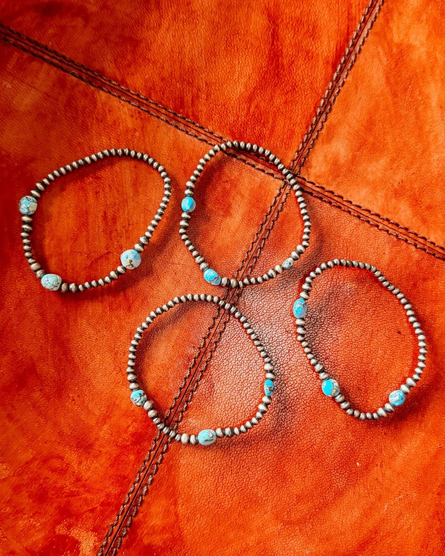 Yucca Golden Hills + Sterling Silver Pearl Stretch Bracelet - Horseshoe J & Co.