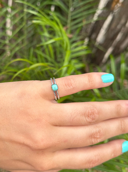 Lily Turquoise Ring