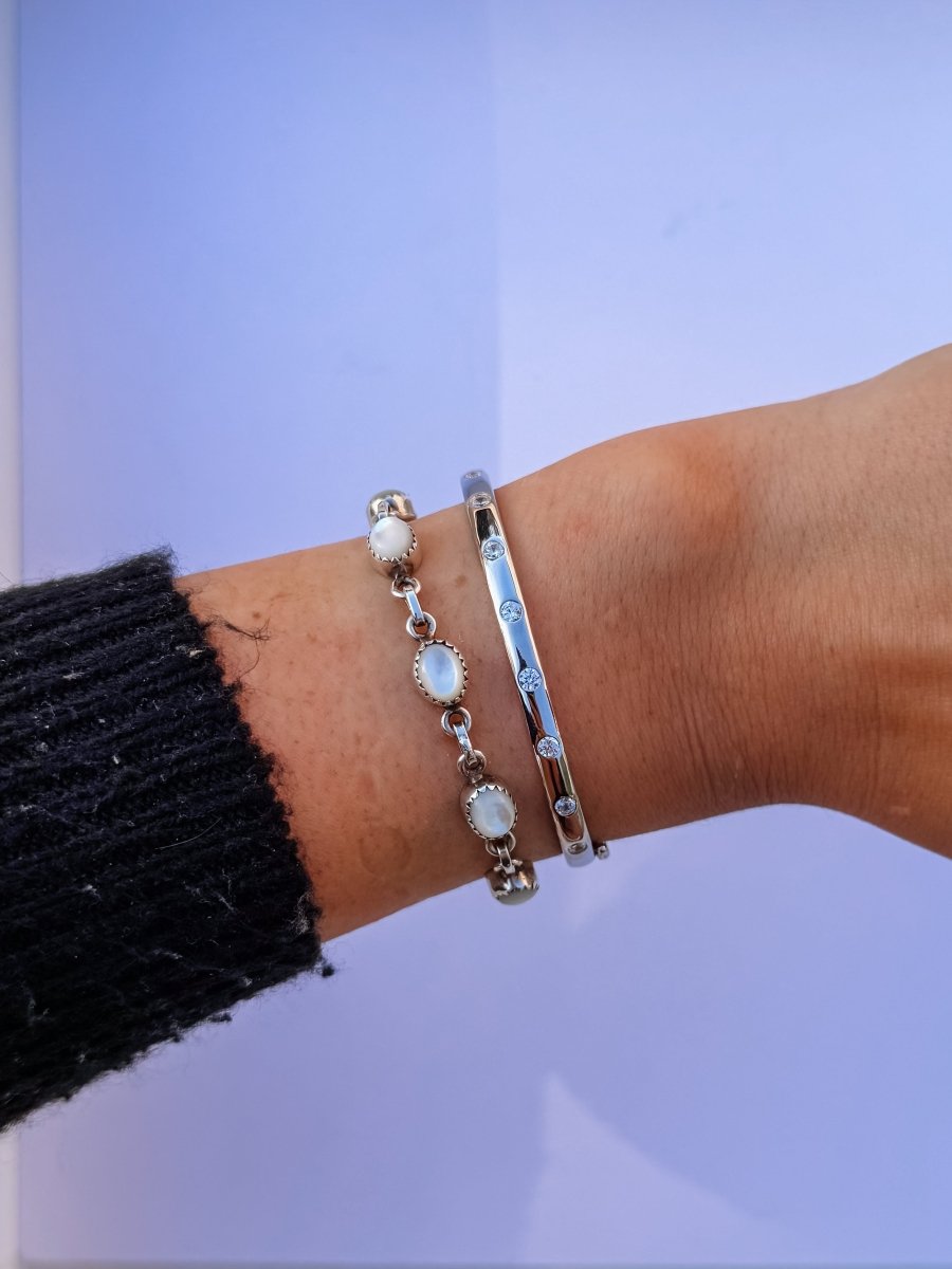 Chinook Bezel - Set Bangle - Horseshoe J & Co.