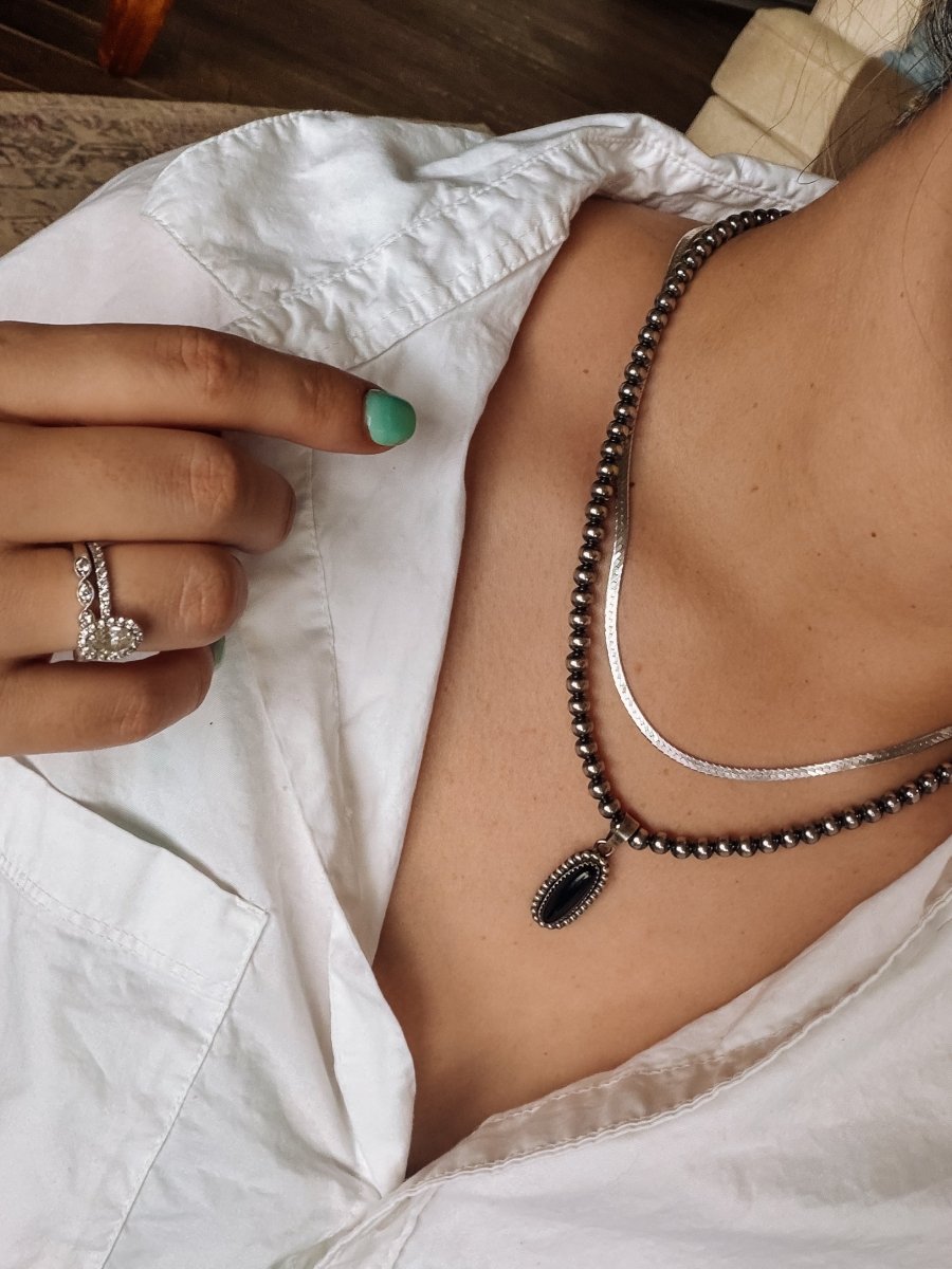 Cutter Black Onyx Necklace Pendant - Horseshoe J & Co.