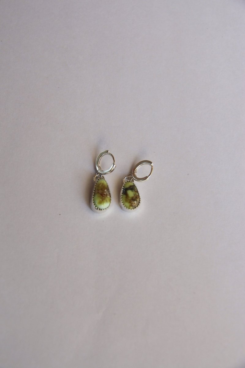 Deaver Palomino Huggie Earrings - Horseshoe J & Co.