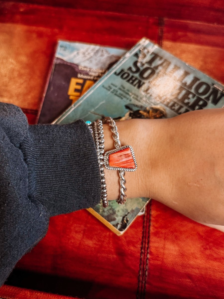 Dusty Spur Spiny Oyster Bracelet - Horseshoe J & Co.