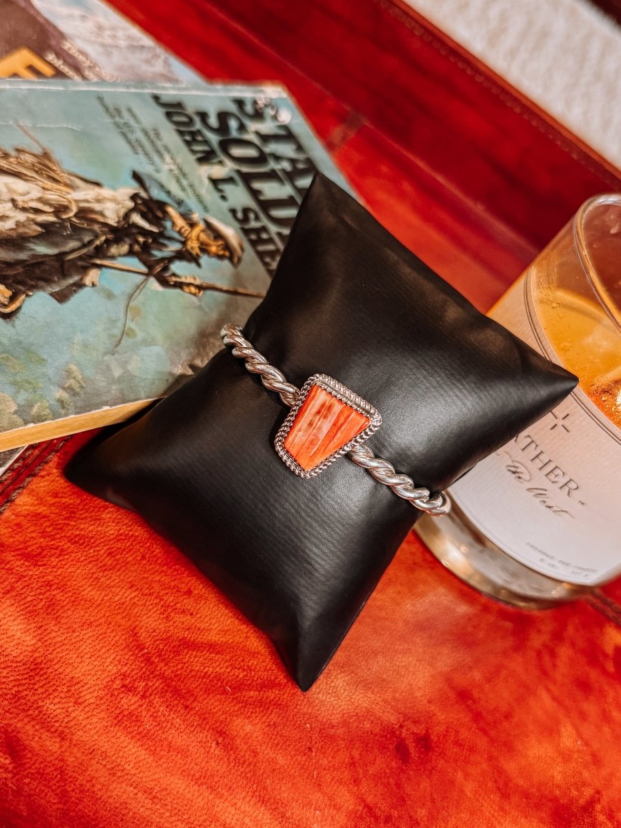 Dusty Spur Spiny Oyster Bracelet - Horseshoe J & Co.