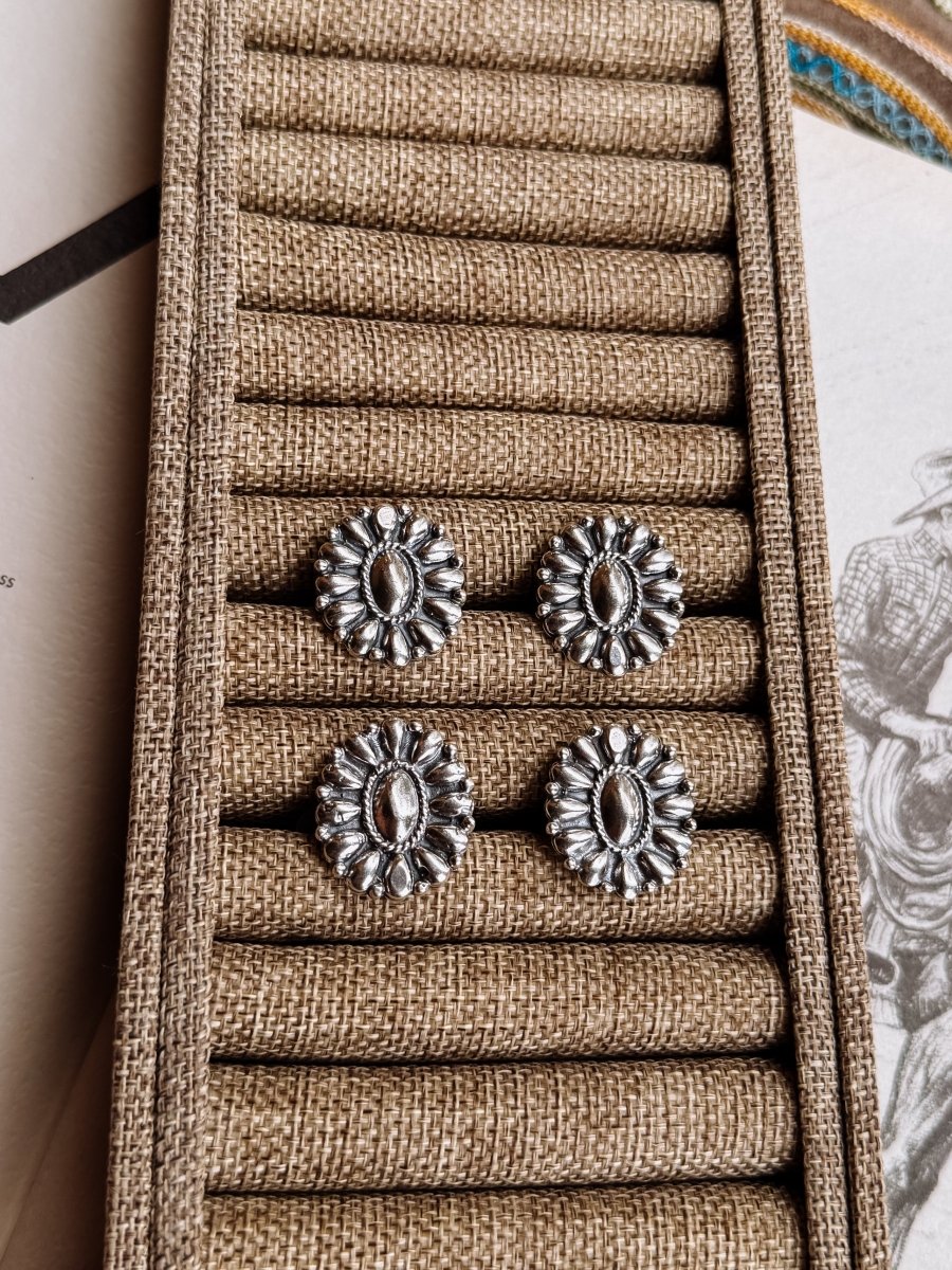 Froid Silver Ring - Horseshoe J & Co.