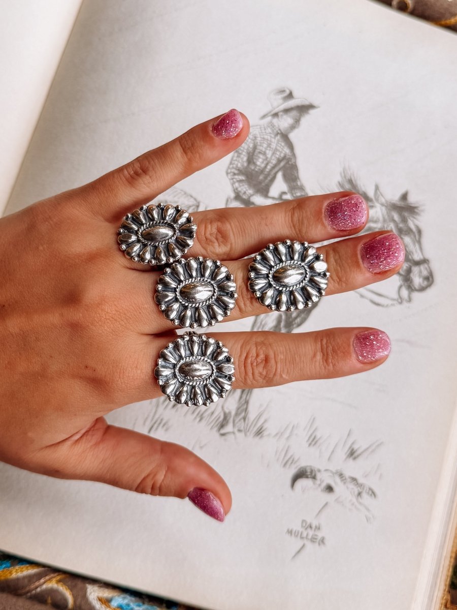 Froid Silver Ring - Horseshoe J & Co.