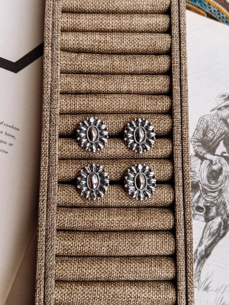 Froid Silver Ring - Horseshoe J & Co.