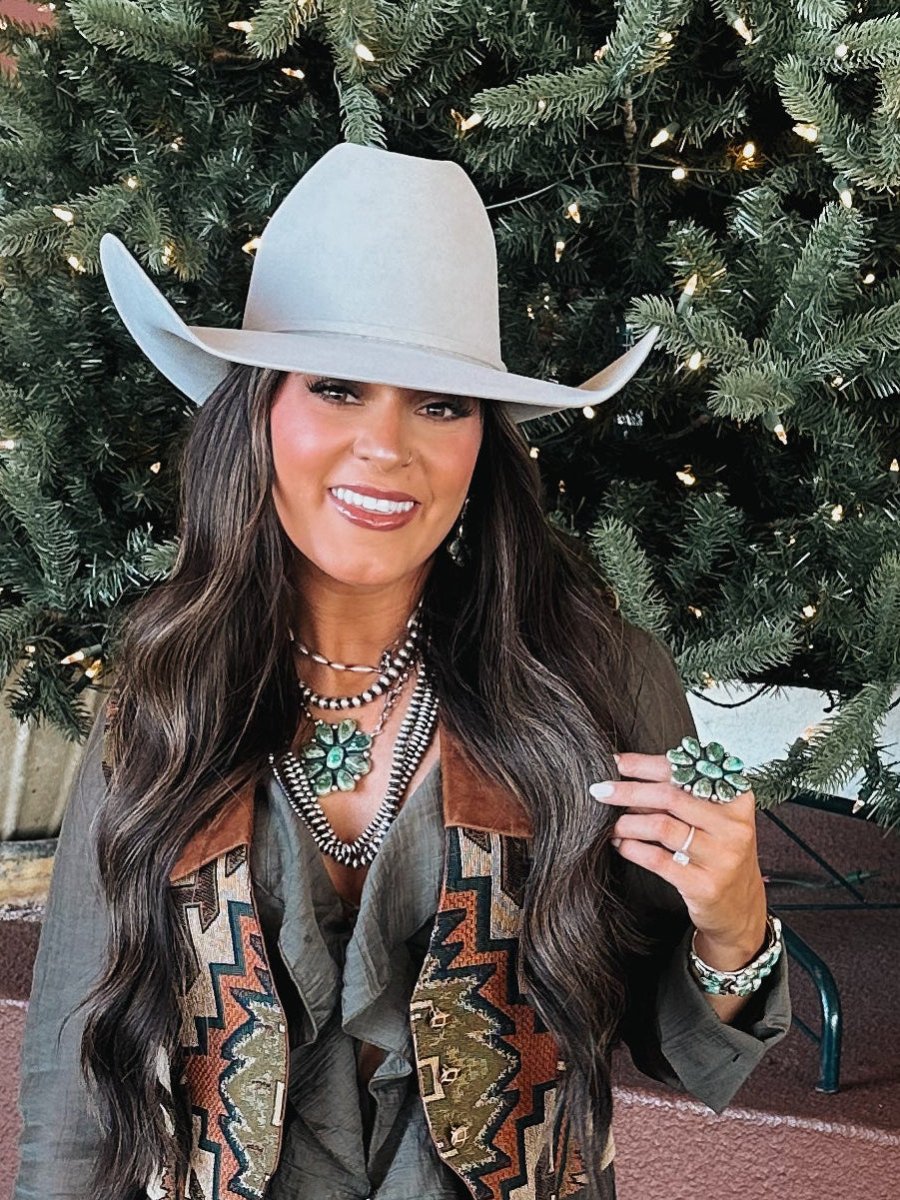 Kayenta 3 Strand Pearl Necklace - Horseshoe J & Co.