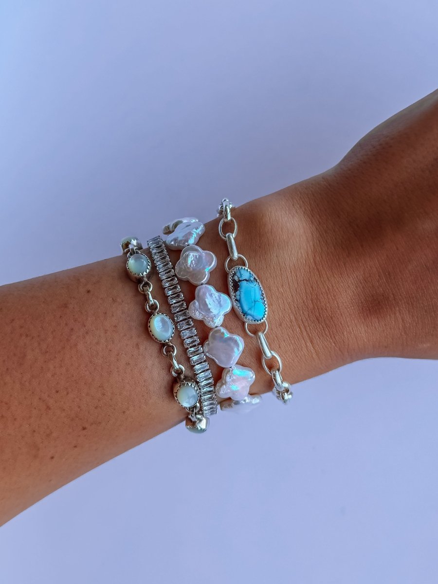 Kenney Golden Hills Chain Bracelet - Horseshoe J & Co.