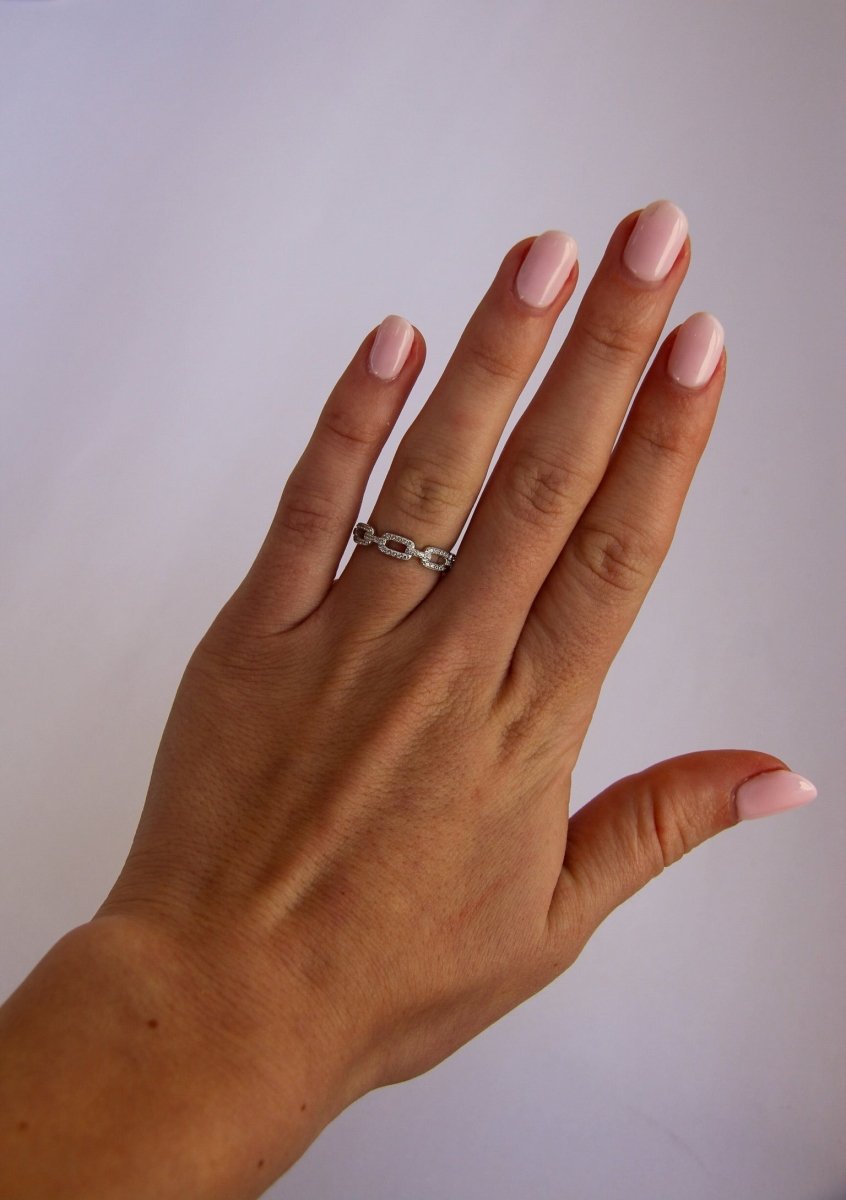 Lincoln Pavé Link Ring - Horseshoe J & Co.