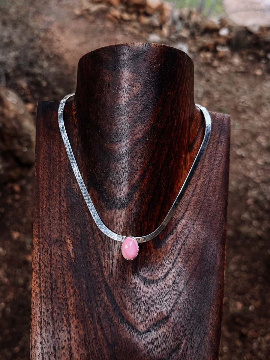 Linden Herringbone Stone Necklace - Horseshoe J & Co.