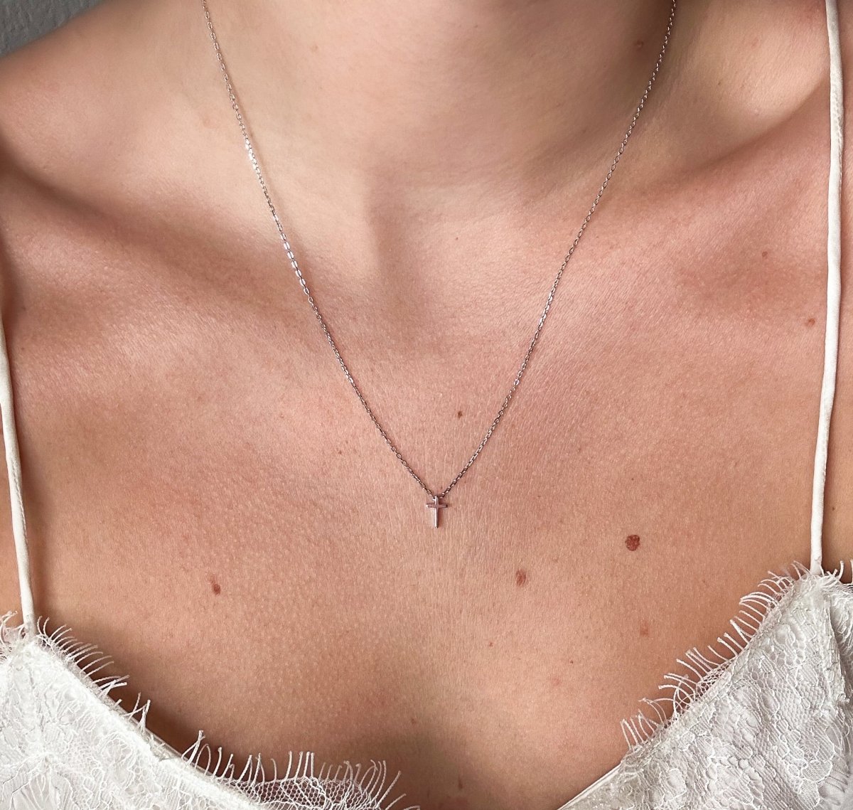 Mona Plain Cross Necklace - Small - Horseshoe J & Co.