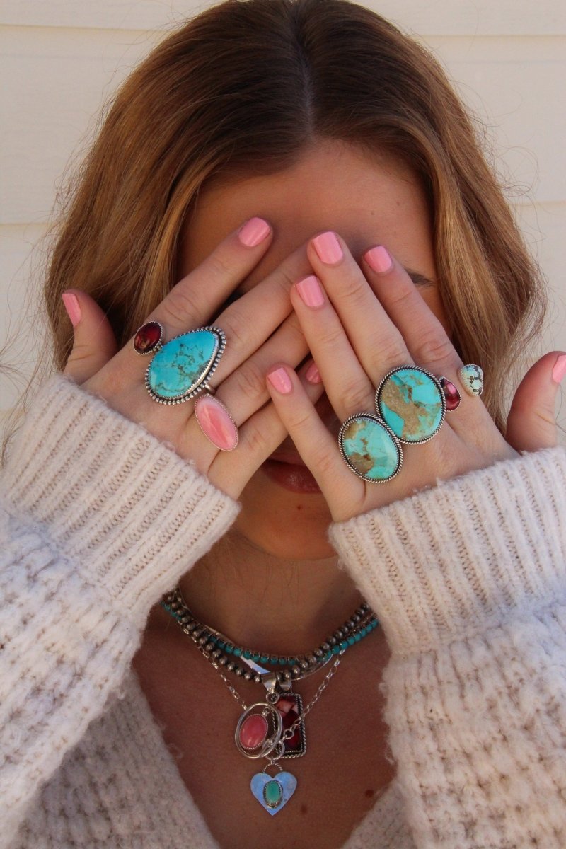 Poston Pink Conch Horizontal Ring - Horseshoe J & Co.