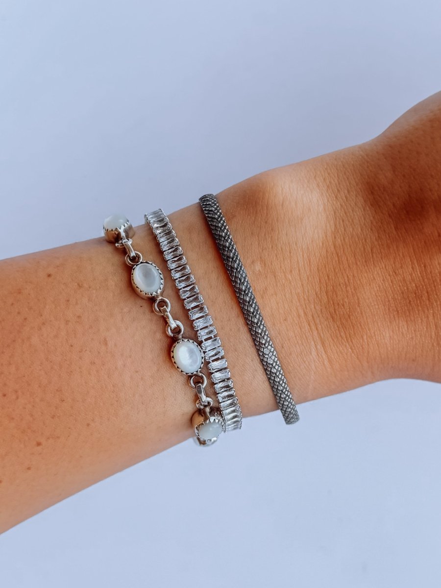 Yancey Silver Snake Patterned Cuff - Horseshoe J & Co.